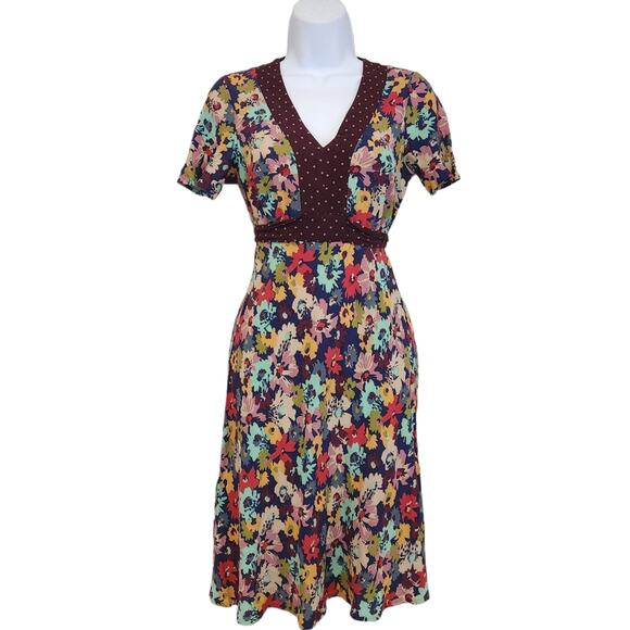 Boden Dresses & Skirts - Boden Dress Size 4 Floral Tea Dress Tie Waist Short Sleeve